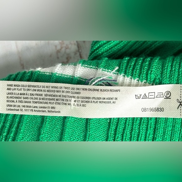 Anthropoligie NWT Daily Practice Green/Navy Striped Dress, Size Medium Petite - Picture 14 of 15